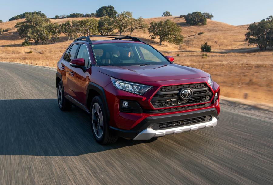  Toyota RAV4 Adventure 2018 года  (NA) (фото 109 из 196)